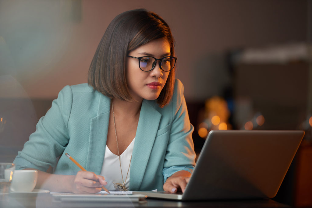 A economically free woman working